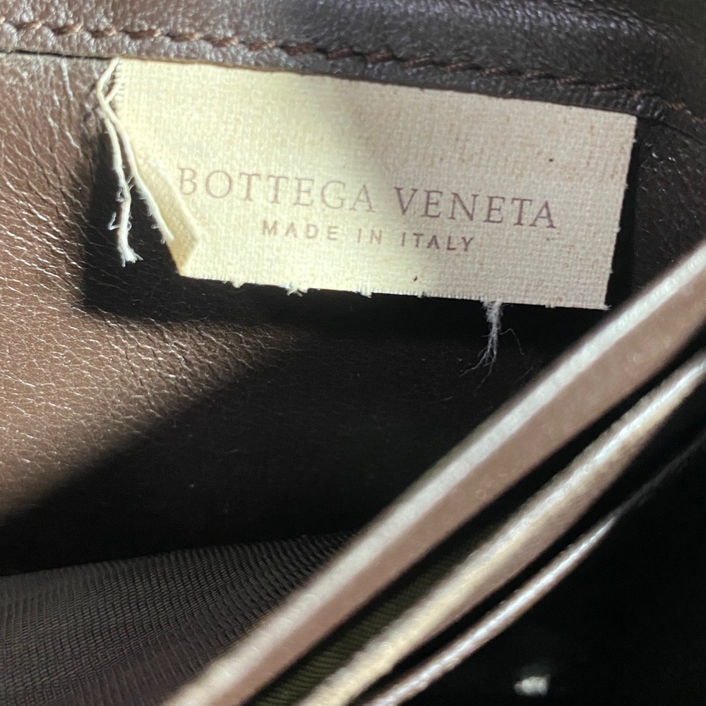 Authentic BOTTEGA VENETA Long Zippy Wallet - Picture 13 of 16